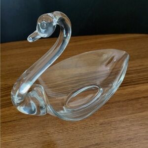 A Vintage Tiffin Duncan & Miller 1950s clear glass 6" swan dish